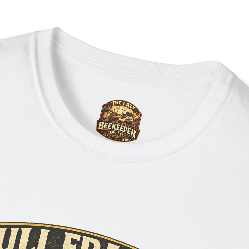 T-Shirt „Pull Frames Drink Coffee“ – Imker Kaffee & Waben Grafik-T-Shirt