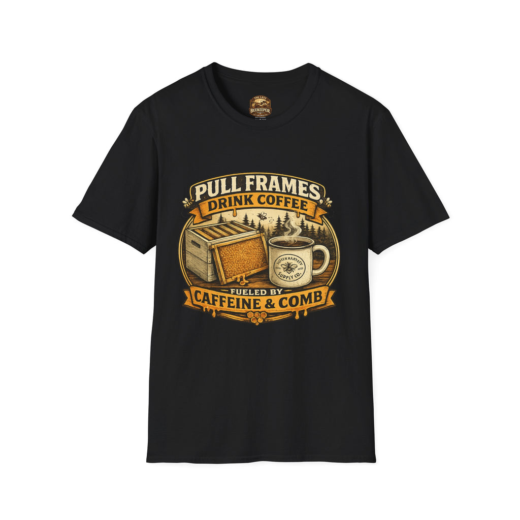 T-Shirt „Pull Frames Drink Coffee“ – Imker Kaffee & Waben Grafik-T-Shirt