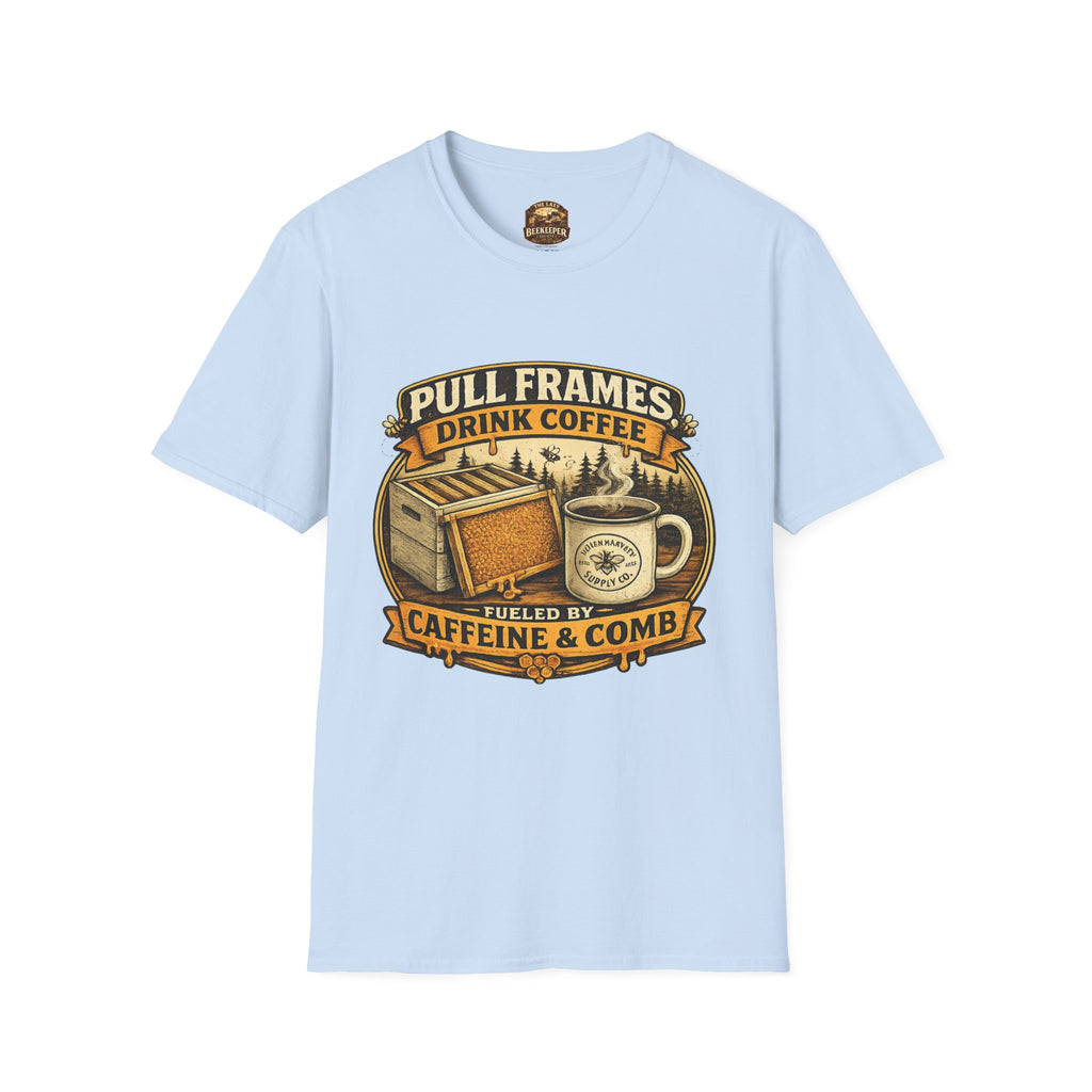T-Shirt „Pull Frames Drink Coffee“ – Imker Kaffee & Waben Grafik-T-Shirt